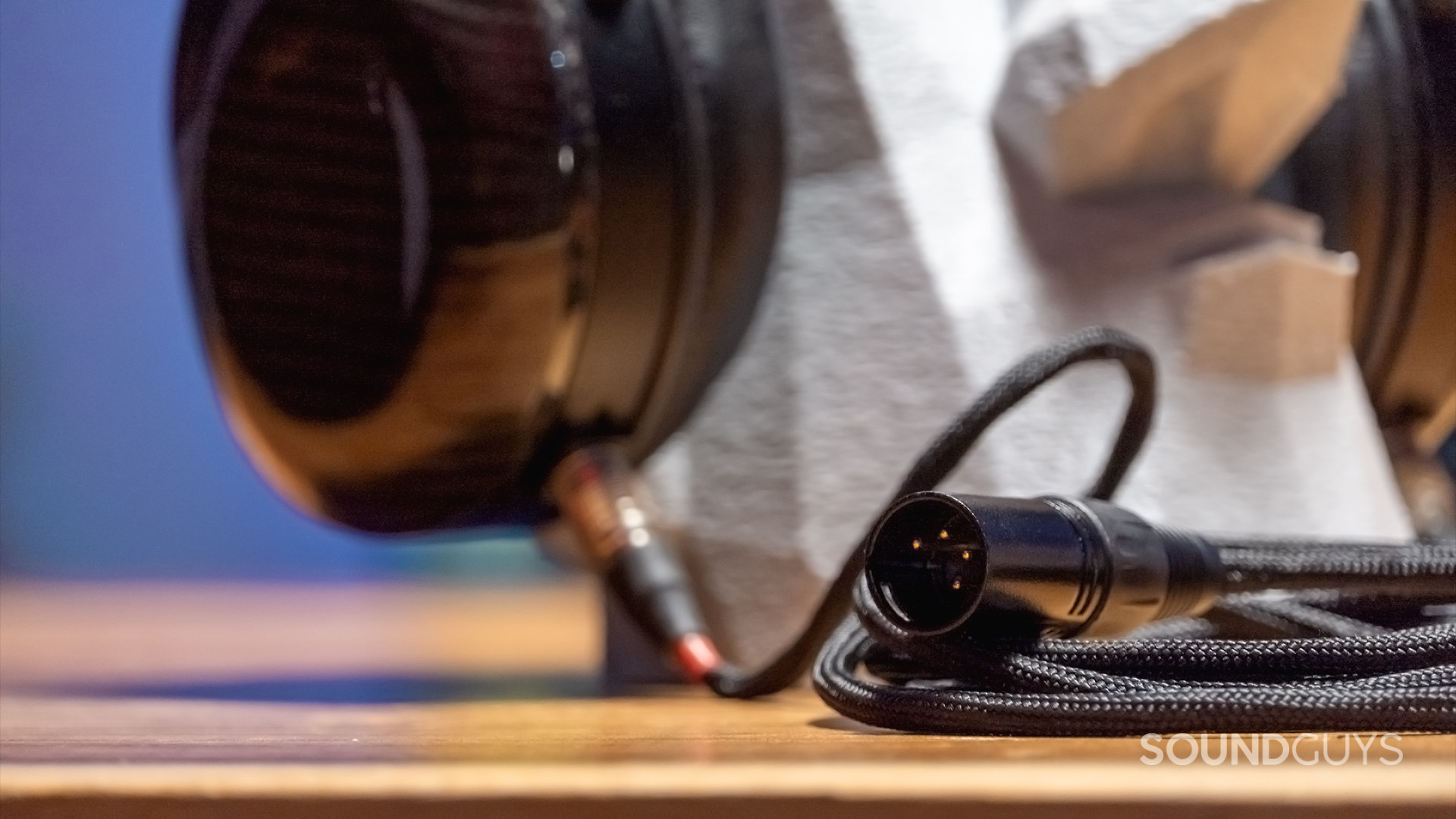 SG_Headphone XLR The Drop+Ether CX closed-back headphones with a focus on their 4 pin XLR for differential drive.